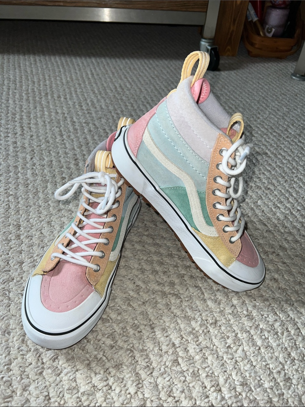 Vans Sk8-Hi MTE-2 Pastel Hi-top sneakers. W9.5, M8